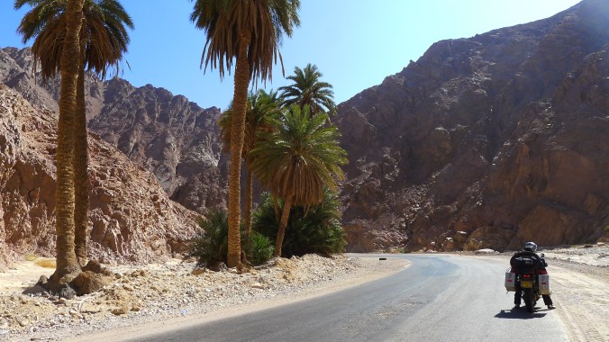 Heading back to Dahab via Nuweiba
