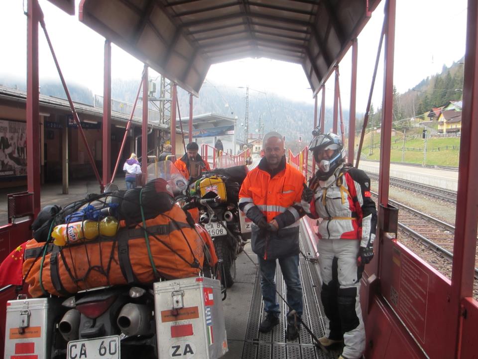 So that's why GPS was taking us onto a railway ... thanks to staff for helping two plonkers on bikes