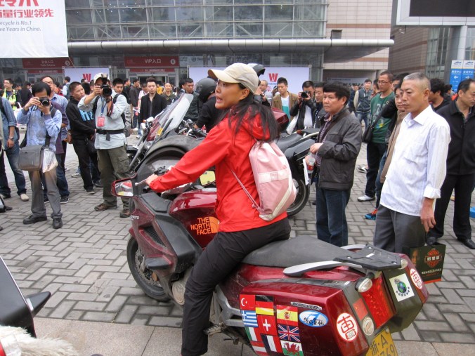 Fanny still doing the press thing. She writes for several Chinese magazines and also publishes a very good blogg at www.weibo.com/bigbiketrip