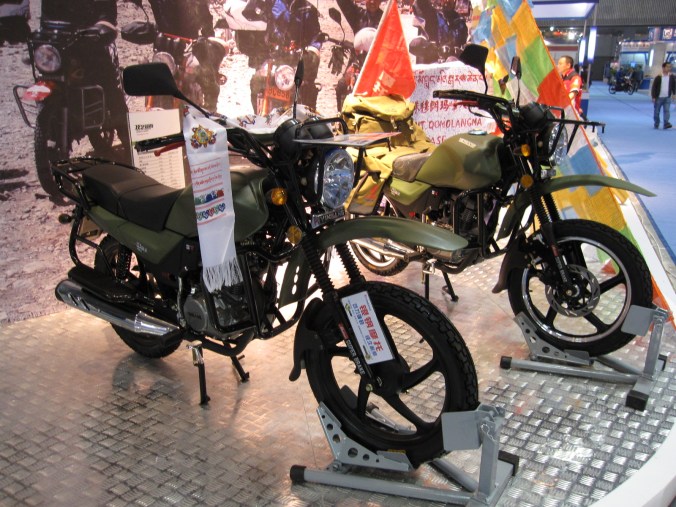 The Yingang 125 adventure bike... its go around the world and keep going on vapours. But will you? 